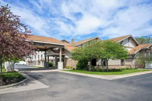 Image of White Pine Inn & Suites