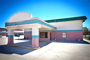 Image of Days Inn by Wyndham Park City Kansas