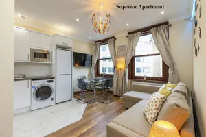 Image of Stylish Apartment Kensington