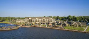 Image of Chautauqua Harbor Hotel - Jamestown