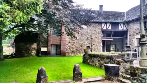 Image of Chic Mansion in Robertville