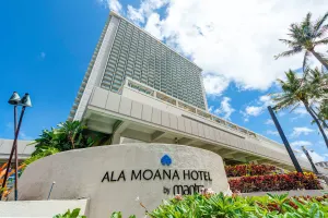 Image of Ala Moana Hotel Sleeps 4 near beach