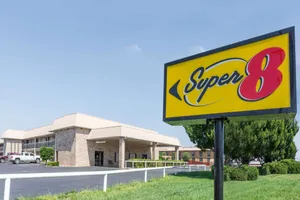 Image of Super 8 by Wyndham Clovis