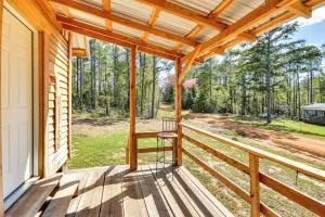Image of Quaint Abbeville Cabin Studio w/ Gas Grill!