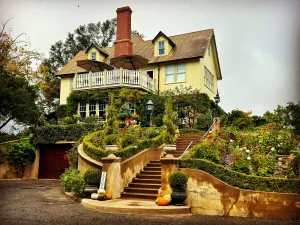 Image of The Inn on Knowles Hill Bed & Breakfast Hotel
