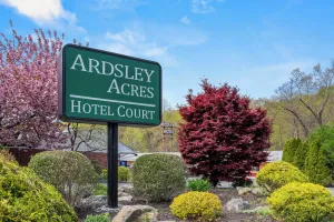 Image of Ardsley Acres Hotel Court