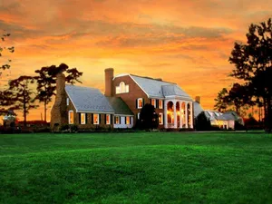 Image of Kingsbay Mansion and Vacation Rental Houses