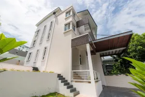 Image of New Shamrock Beach Villas Seaview