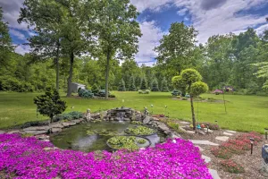 Image of Charming Lewiston Apt 10 Miles to Niagara Falls!