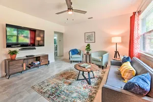 Image of Bright, Pet-Friendly Retreat in Avon Park!