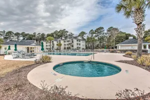 Image of 6 Mi to Boardwalk Mana-Tee Place Resort Escape
