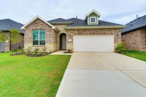 Image of Patio & Pool Access: Family Home in Tomball