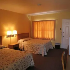 Image of Crest Motel