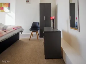 Image of WoodHus Lodge Fantastic Large Double Room 3