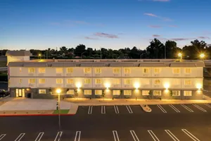 Image of Spark by Hilton Modesto