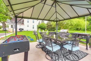 Image of Welcoming Port Clinton Vacation Rental!