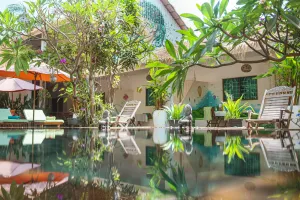 Image of Green BOUTiQUE