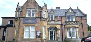Image of Crown Court Hotel & Bar.