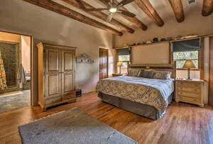Image of Stunning Santa Fe Sw-style Getaway w/ Indoor Pool!