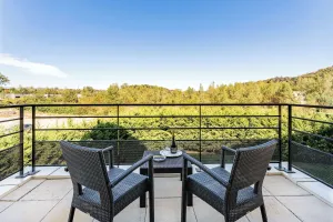 Image of Best Western Hôtel des Barolles - Lyon Sud