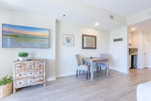Image of Luau I 7102 flr11 Studio Sleeps 4