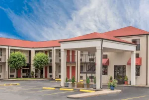 Image of Super 8 by Wyndham Bryant Little Rock Area