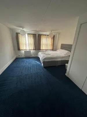 Image of 262-280 Apartments