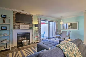 Image of Townhome w/ Outdoor Shower < 1 Mile to Downtown
