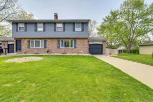 Image of 11 Mi to Dtwn Columbus: Peaceful Townhome w/ Yard!