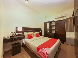 Image of OYO 108 Golden Palace Hotel