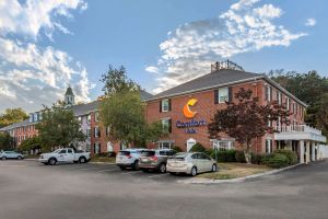 Image of Comfort Inn Foxboro - Mansfield