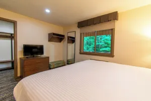 Image of Alpenglow Lodge