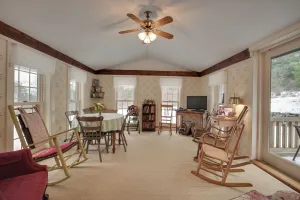 Image of Cabin Vacation Rental about 8 Mi to Penn State!