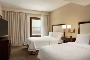 Image of Hampton Inn & Suites Springdale
