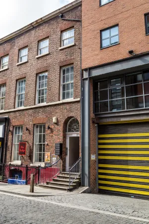 Image of L1 City Stay, Netflix & Prime Location,Workspace