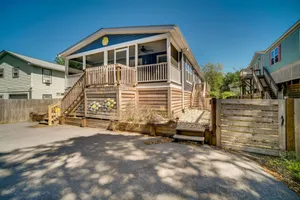 Image of Charleston Home with Porch - 3 Mi to Folly Beach!