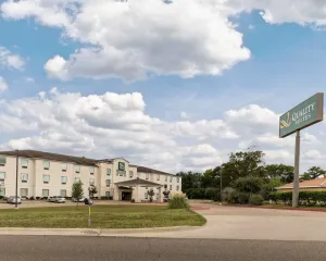 Image of Quality Suites