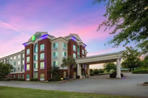 Image of Holiday Inn Express and Suites Newberry by IHG