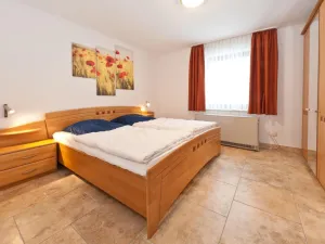 Image of Urbane Holiday Home Near Lake