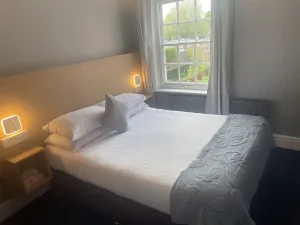 Image of Diamonds Inn