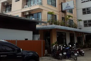 Image of J Hotel