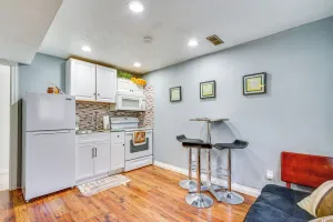 Image of 12 Mi to Temple Square: Cozy + Convenient Apt!