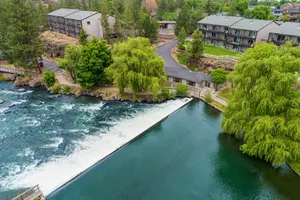 Image of Riverside Condo located Downtown Enjoy Nightlife