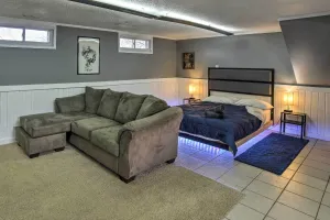 Image of Portage Studio: 11 Miles to Indiana Dunes!