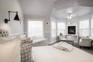Image of Hounds Tooth Inn