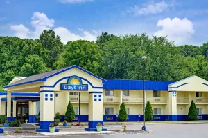 Image of Days Inn by Wyndham Southington
