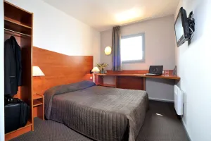 Image of Hotel & Residence Calais Car Ferry