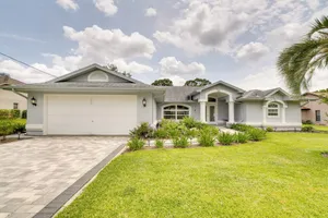 Image of Spring Hill Home - Pool, Grill and Golf Course Views
