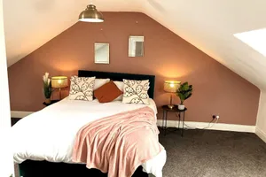 Image of Rose Cottage - 5 Person city centre with parking