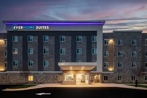 Image of Everhome Suites San Antonio Lackland near Seaworld